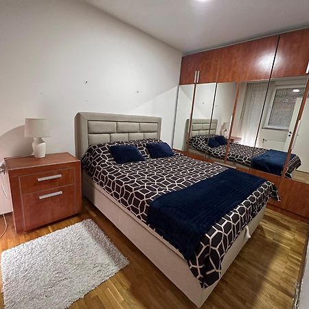 Sad Apartman Ni 외부 사진