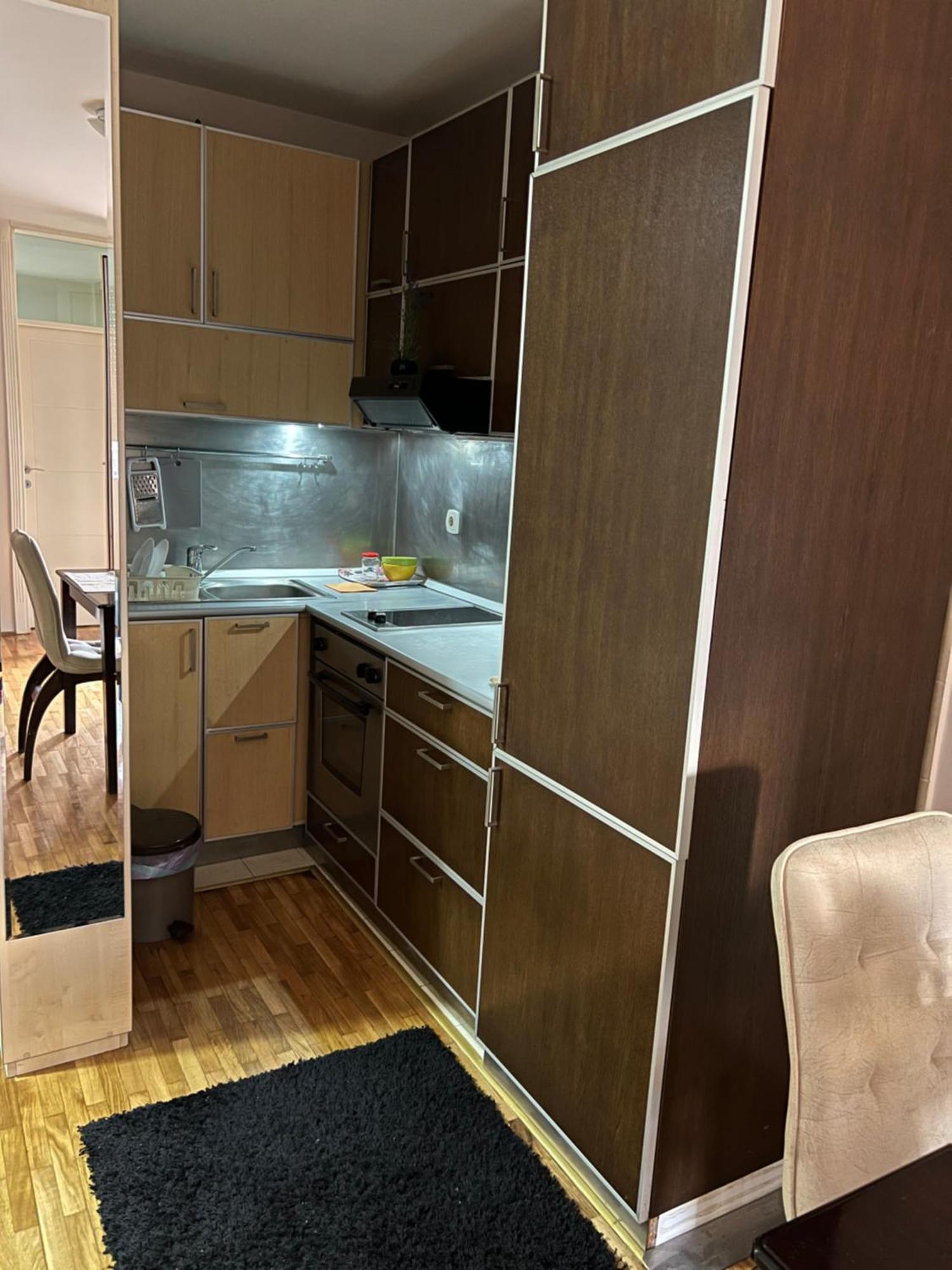Sad Apartman Ni 외부 사진